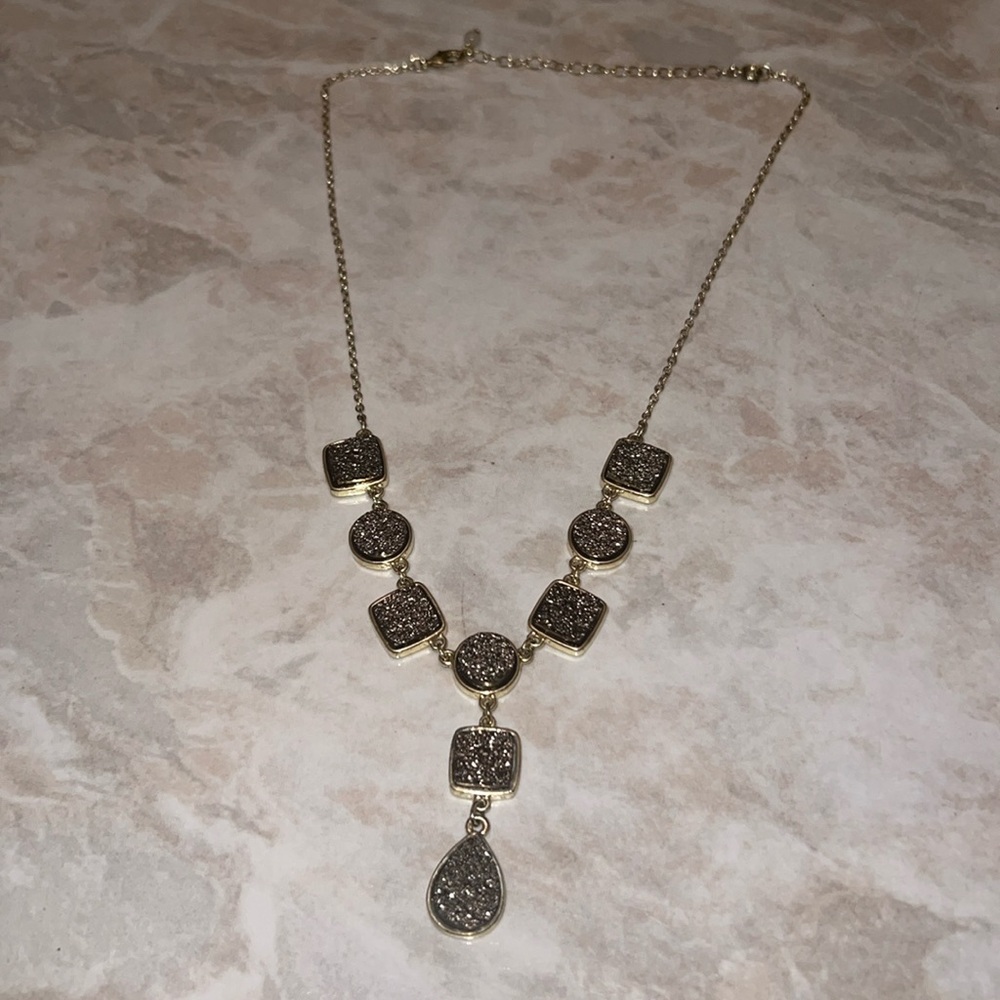 Woman’s Necklace